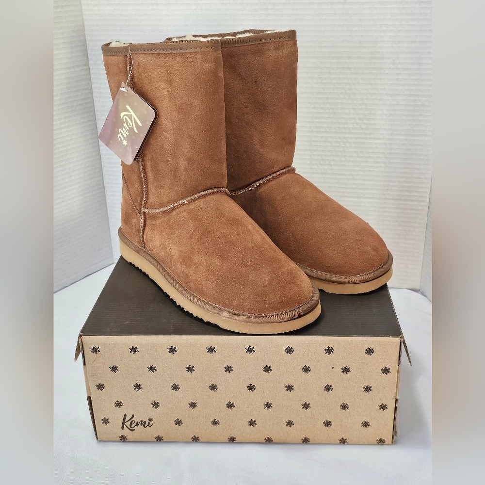 KEMI Australian Bella Short Chestnut Winter Cozy Boots NEW IN BOX
